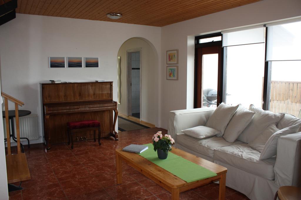 Guesthouse Gimbur Reykjarholl 외부 사진