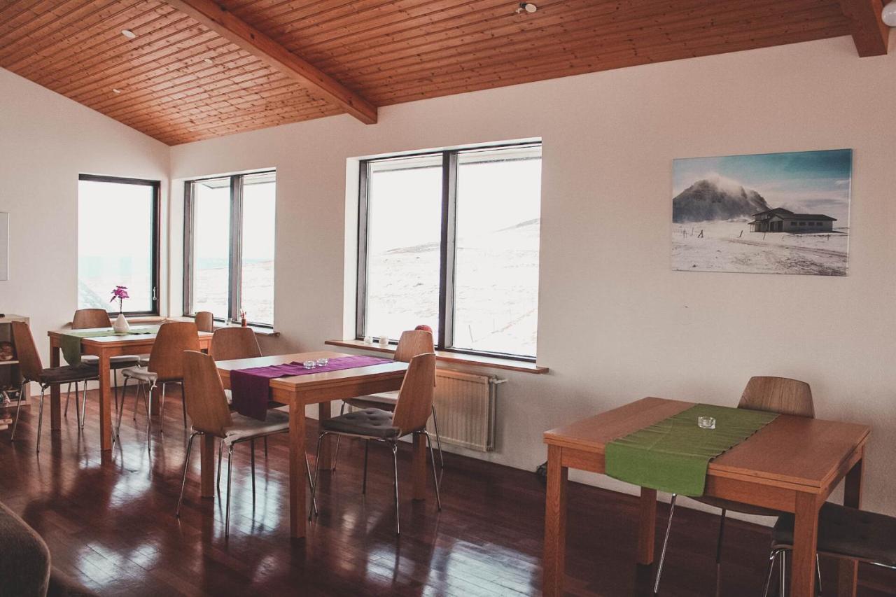 Guesthouse Gimbur Reykjarholl 외부 사진